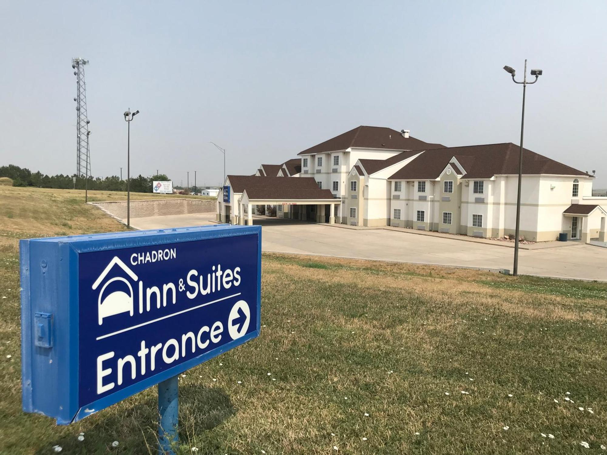 Chadron Inn & Suites Bagian luar foto