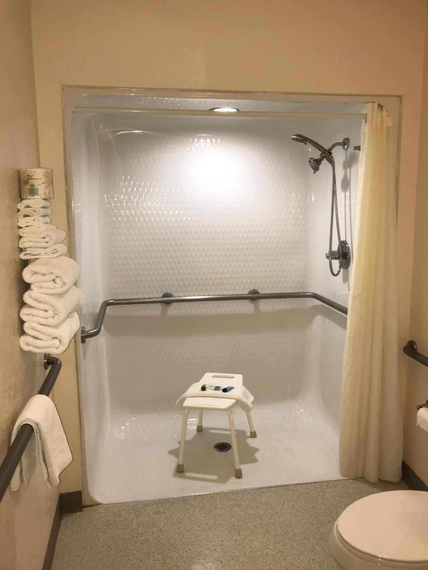 Chadron Inn & Suites Bagian luar foto
